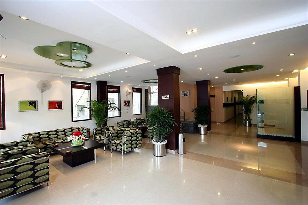 Hotel Gautam Residency Neu-Delhi Interior foto